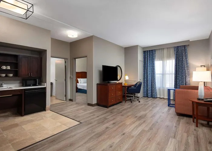 Hampton Inn & Suites El Paso-Airport