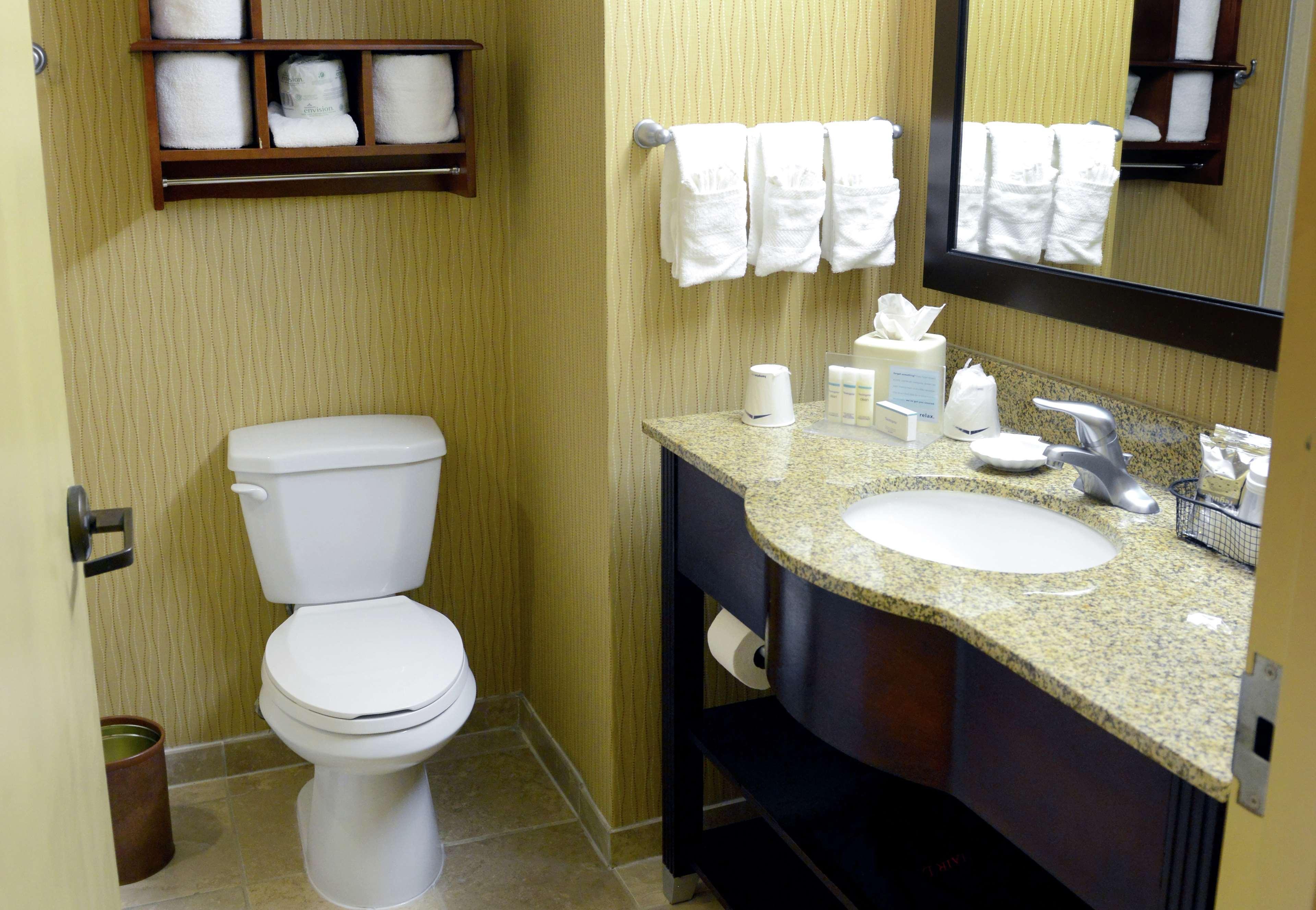 Hotel Hampton & El Paso-airport 3*