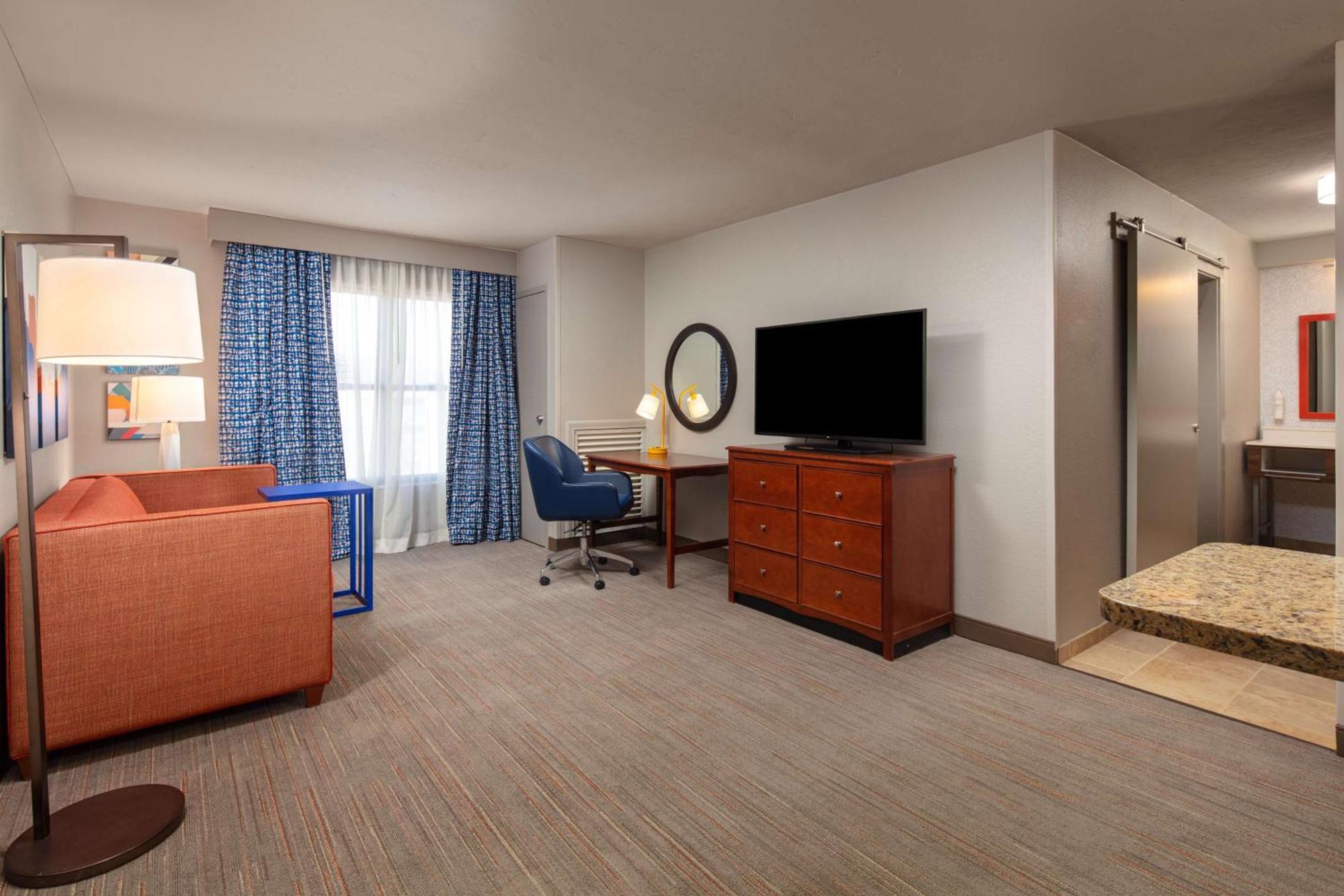 Hampton & El Paso-airport Hotel