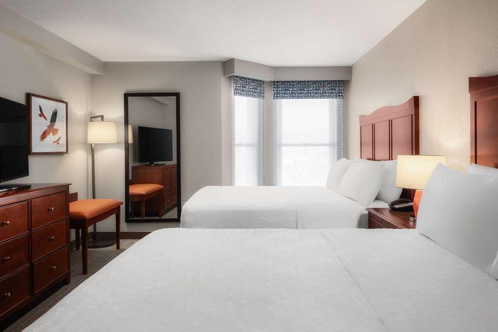 Hotel Hampton & El Paso-airport 3*
